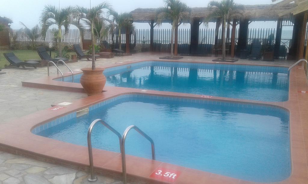 Вилла The Palms At Prampram Экстерьер фото